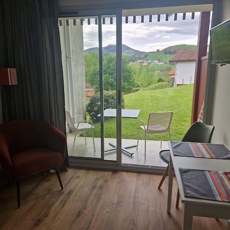 Banca Piscine Vue Montagnes Apartment Souraïde Exterior foto